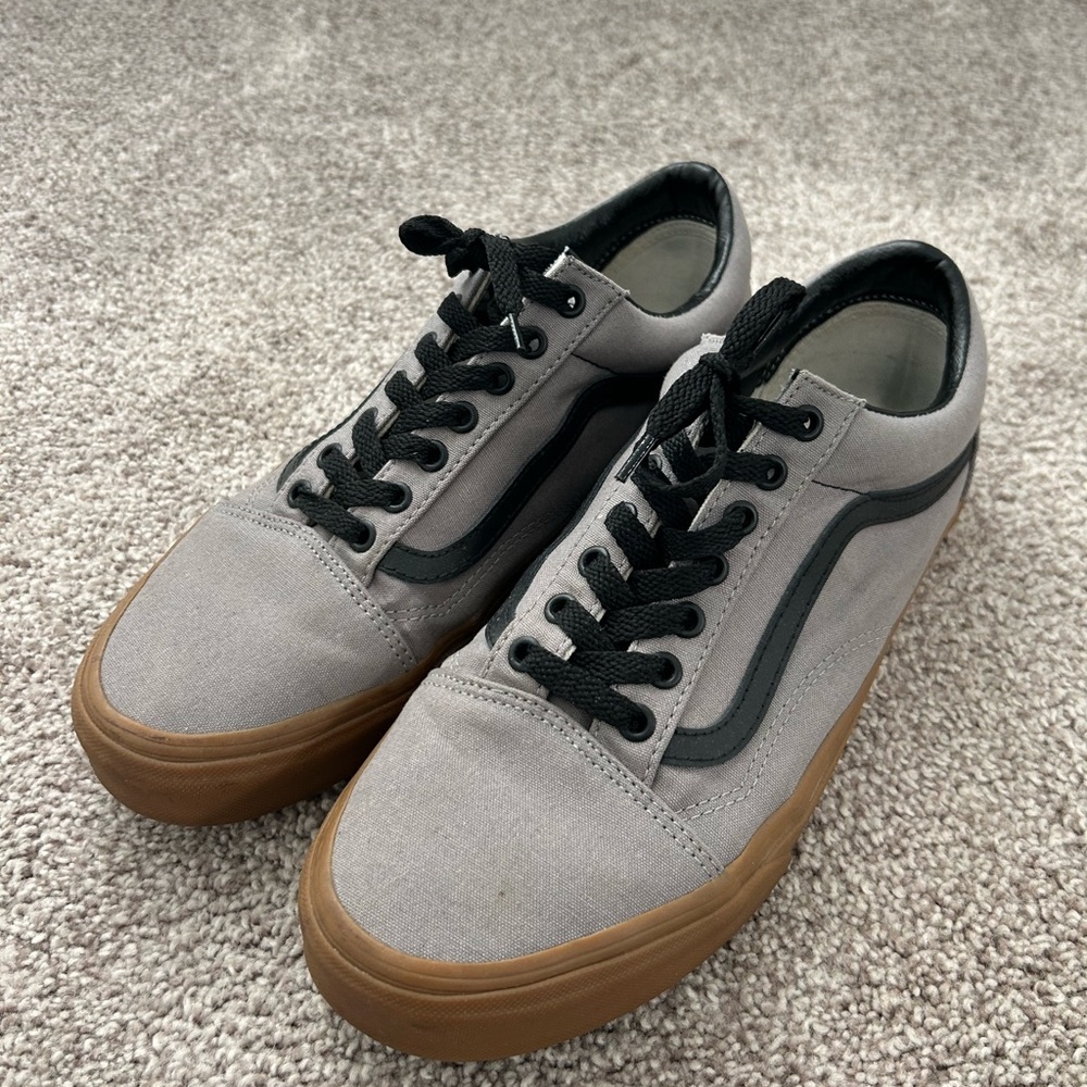 Vans Customs Old-Skool Low. Size: 10